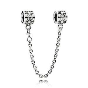 Pandora Daisy Safety Chain